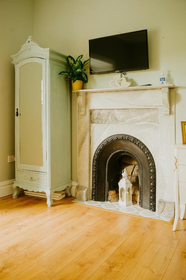 Abbeyview House Bed and Breakfast Abbeyshrule Exteriör bild