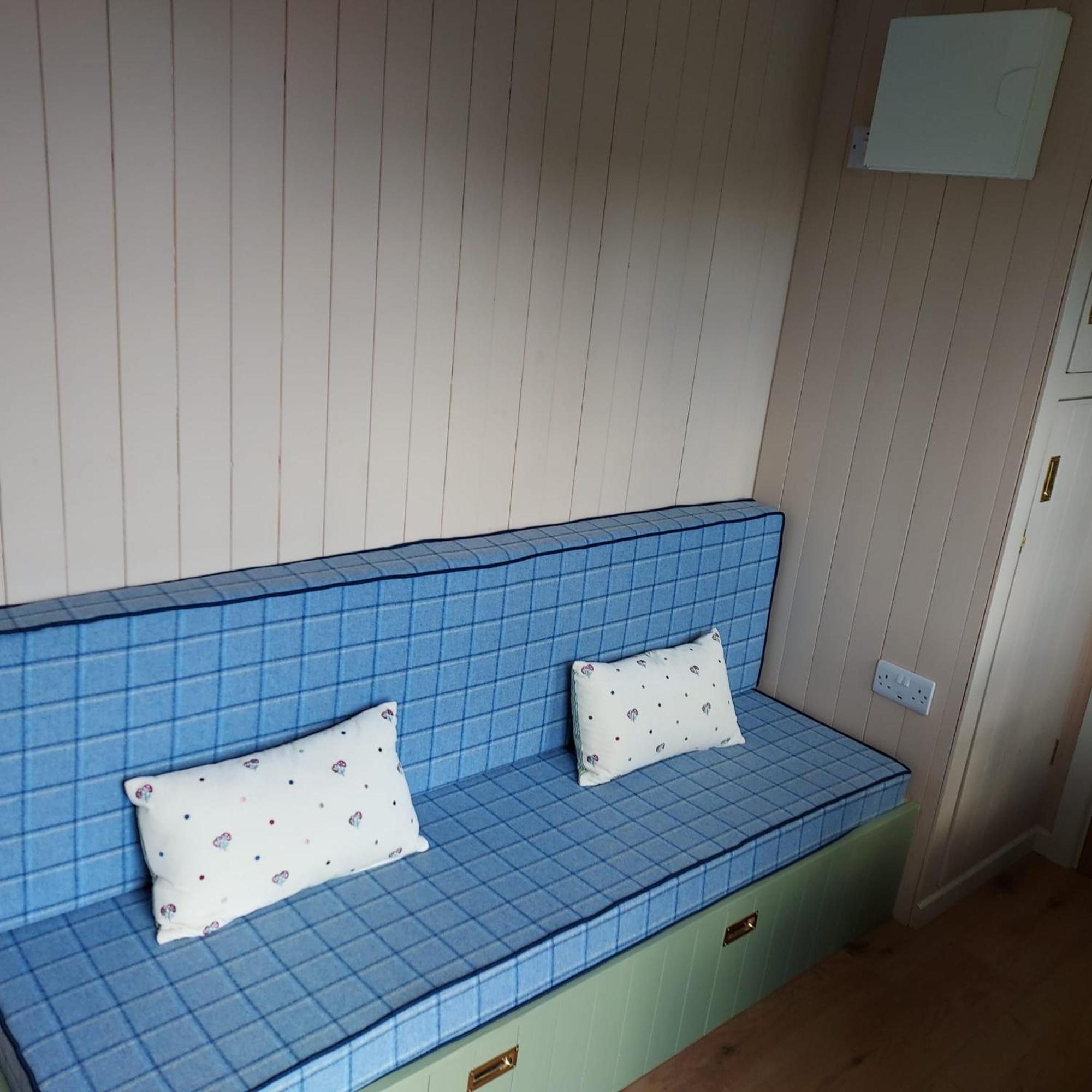 Abbeyview House Bed and Breakfast Abbeyshrule Exteriör bild